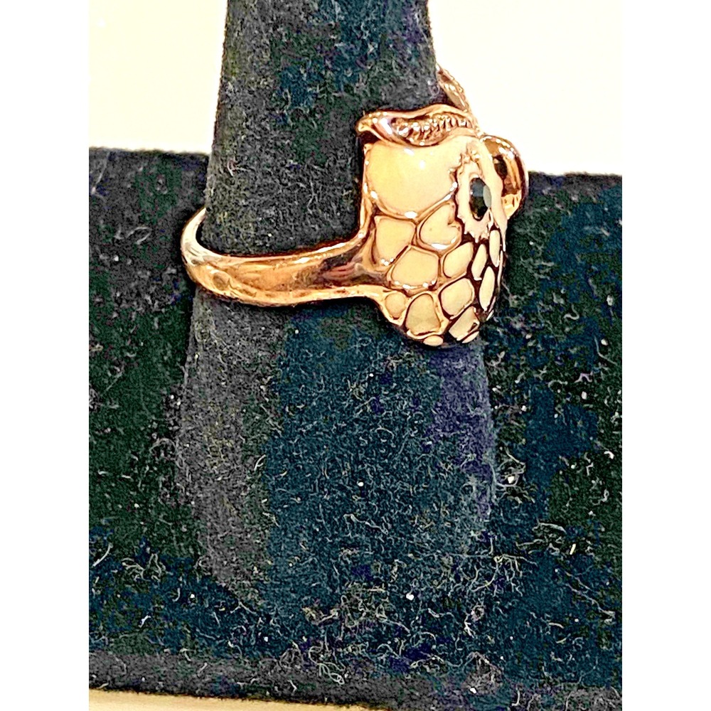 Gold Tone Cream Enamel Owl Ring Size 6 Vintage Boho - Picture 2 of 4